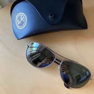 Ray Ban Aviator Sunglasses